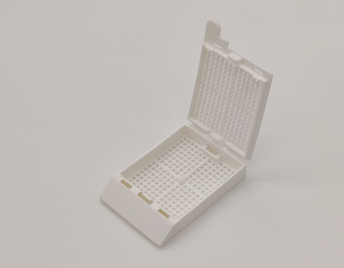 plastic biopsy tissue cassettes with attached lid 35 angled face large writing area white 